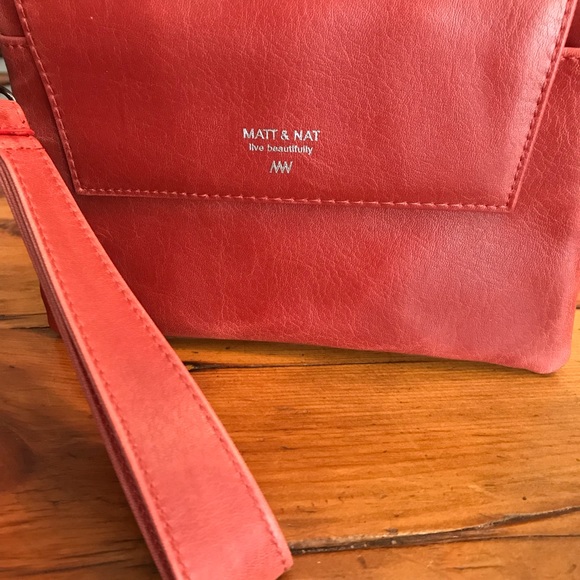 Matt and Nat Maya large Wristlet - Picture 2 of 4